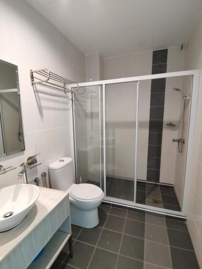 Peaceful 1-Bedroom Unit At Marina Island By Jomy Homestay Lumut Luaran gambar